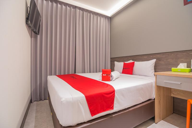 Номер Стандарт, Reddoorz Near Taman Rejomulyo