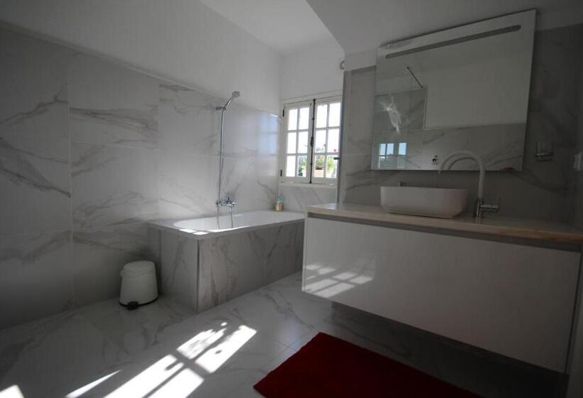 Люкс с Балконом, B&b Villa Branca Barreiros Al98139