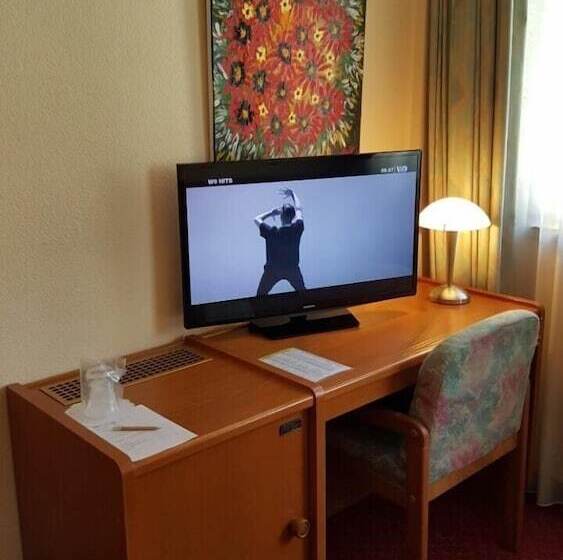 Номер Стандарт, Hôtel Des Trois Rois