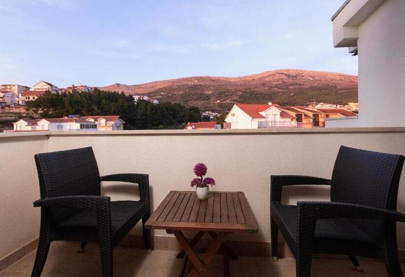 Номер Стандарт Вид на Горы, Apartments Amigos
