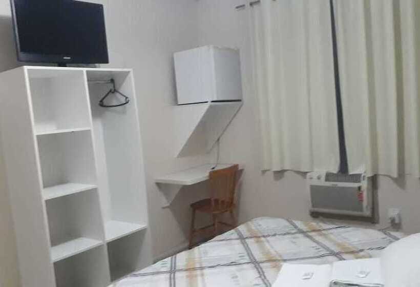 Номер Deluxe, Gravataí Express