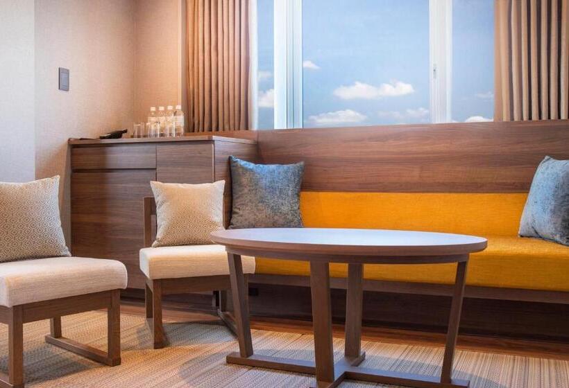 Королевский Номер, Karaksa Hotel Grande Shin Osaka Tower