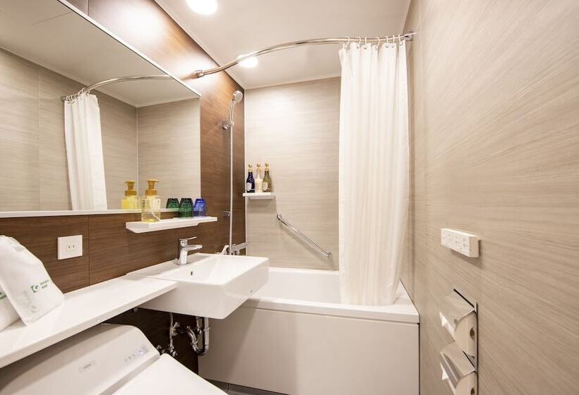 Номер Стандарт, Karaksa Hotel Grande Shin Osaka Tower