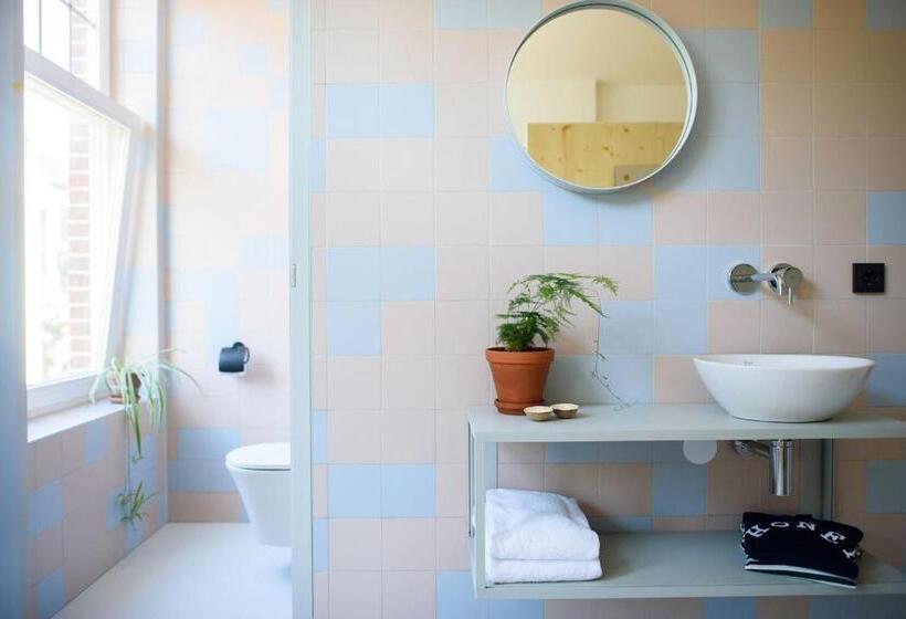 Семейный Номер, The Green Elephant Hostel & Spa