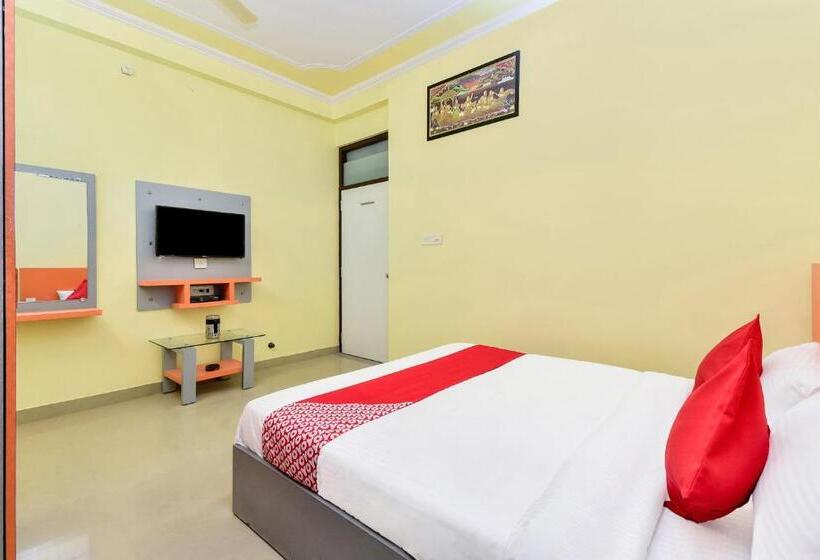 اتاق کلاسیک سه تخته, O Suraj Villa