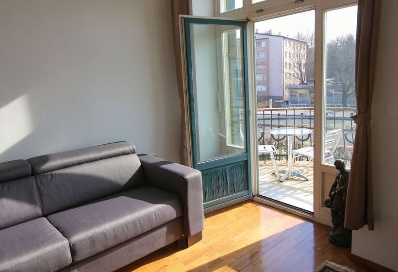 اتاق استاندارد چهار تخته, Vila Katrca