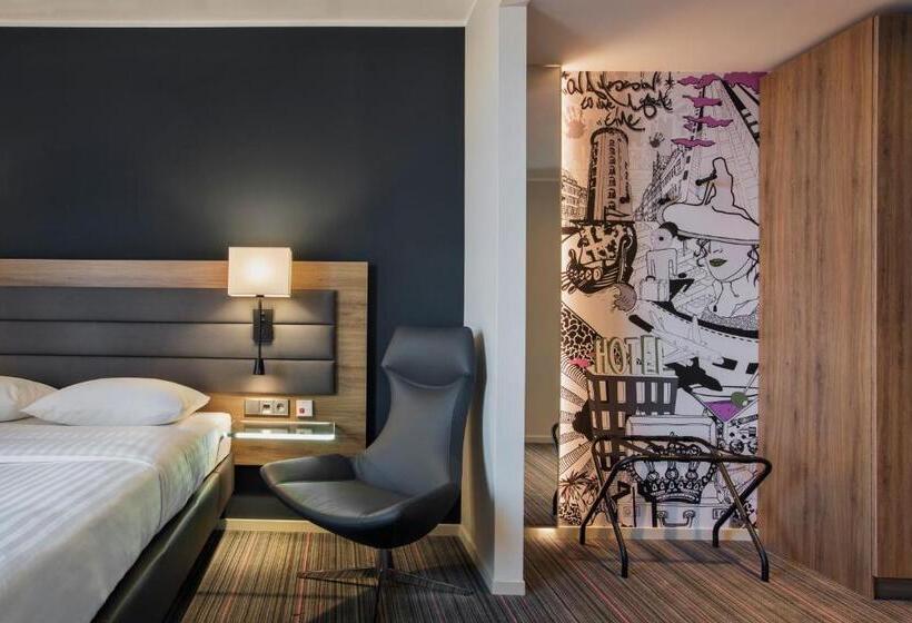 Номер Стандарт, Moxy Copenhagen Sydhavnen