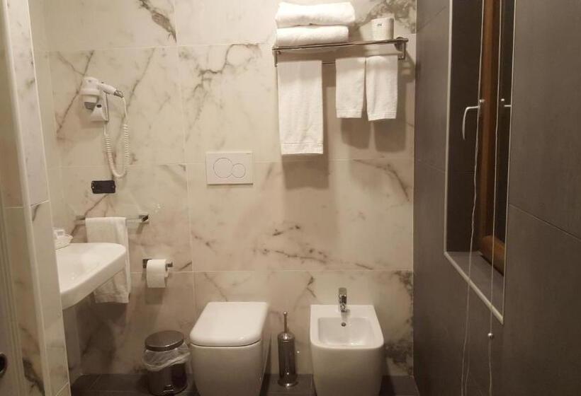 Номер Стандарт с Балконом, Pompei Inn Ruins B&b Luxury Suite
