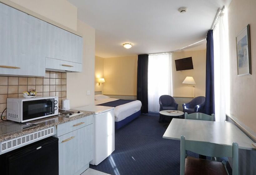 Superior Room, Montbrillant