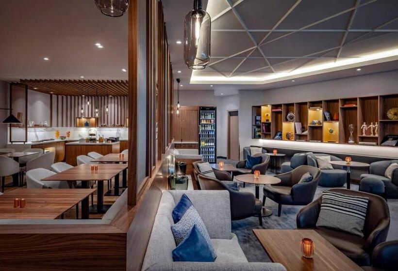 俱乐部房间, Zurich Marriott