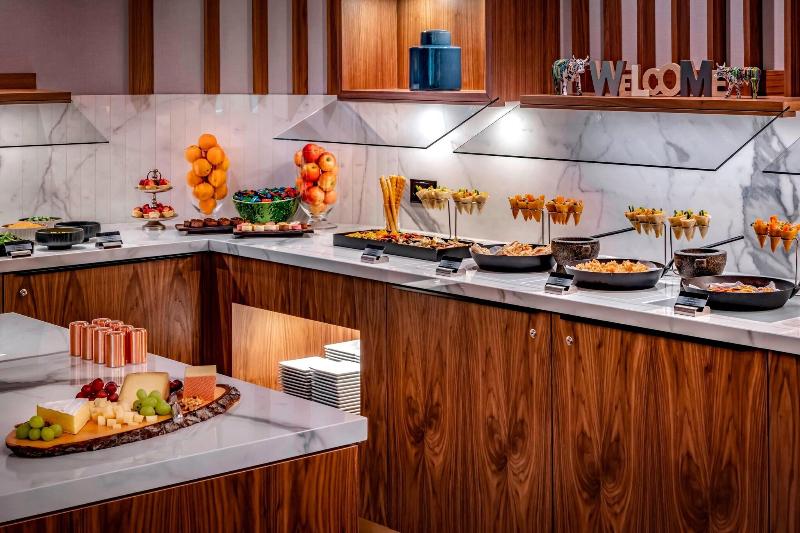 سوییت, Zurich Marriott