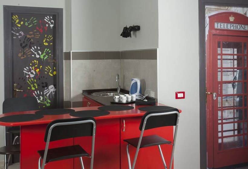 سوییت لوکس, City Pompei Accommodations
