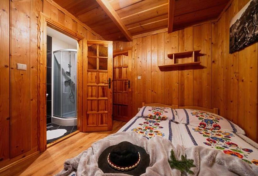 Quarto Estandar, Willa U Gałów