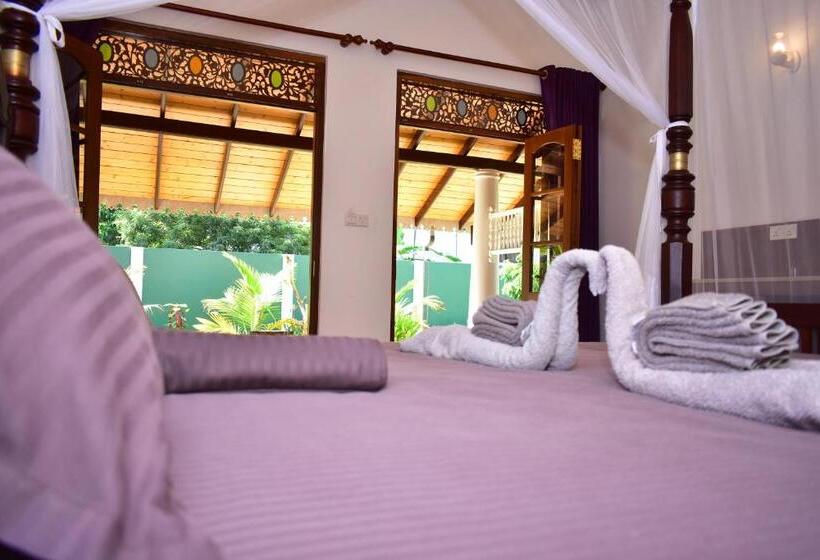 Номер Deluxe, Thambili Cabanas