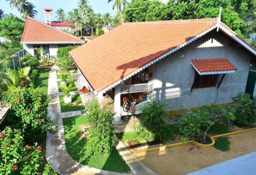 Стандартный Номер Кровать Кинг, Thambili Cabanas