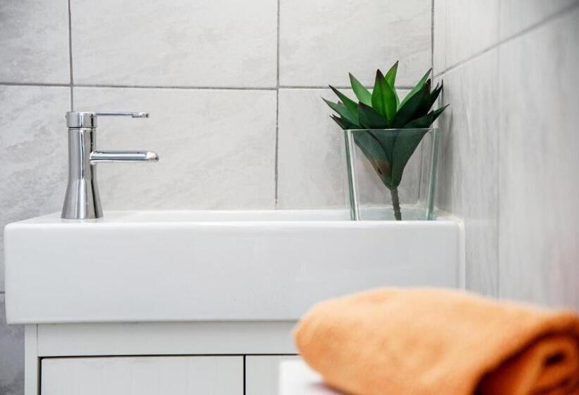 Студия Стандарт, Joivy Al Duomo Guest House