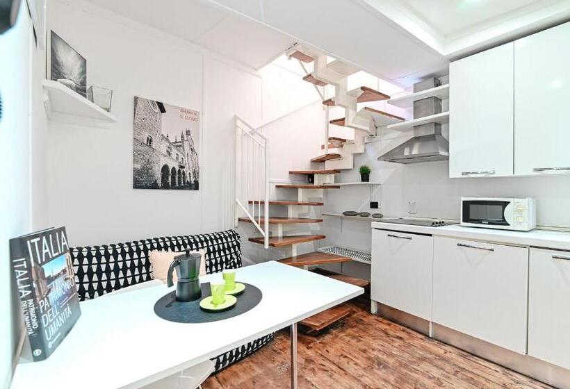 Студия Стандарт, Joivy Al Duomo Guest House