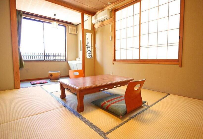 Номер Стандарт, Nakajimaya Ryokan