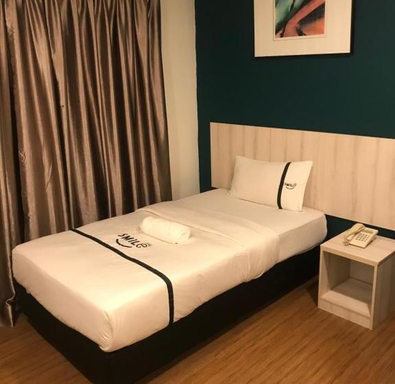 اتاق استاندارد سه نفره, Smile Hotel Cheras Taman Segar