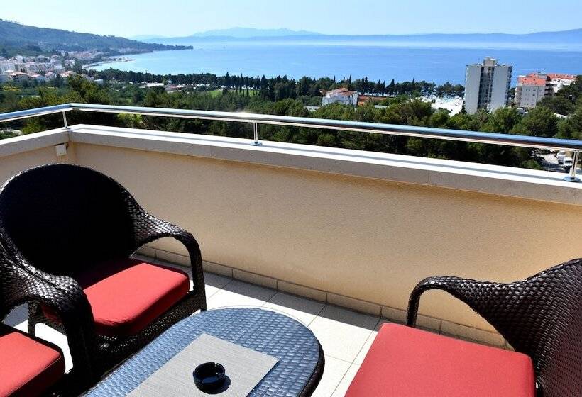غرفة قياسية مطلّة علي البحر مزوَّدة بتراس, Villa Mila