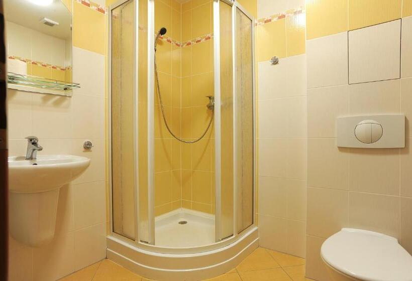 Семейное Студио, Wellness Penzion Jarmilka S Privátním Wellness