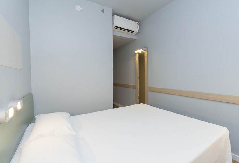 Апартаменты 1 Спальня, Ibis Budget Blumenau