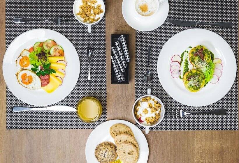 Номер Стандарт, Waw Hotel Airport Okęcie