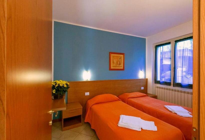 شقة 4 غرف, Residence La Collina