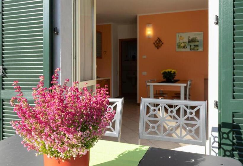 Апартаменты 2 Спальни, Residence La Collina