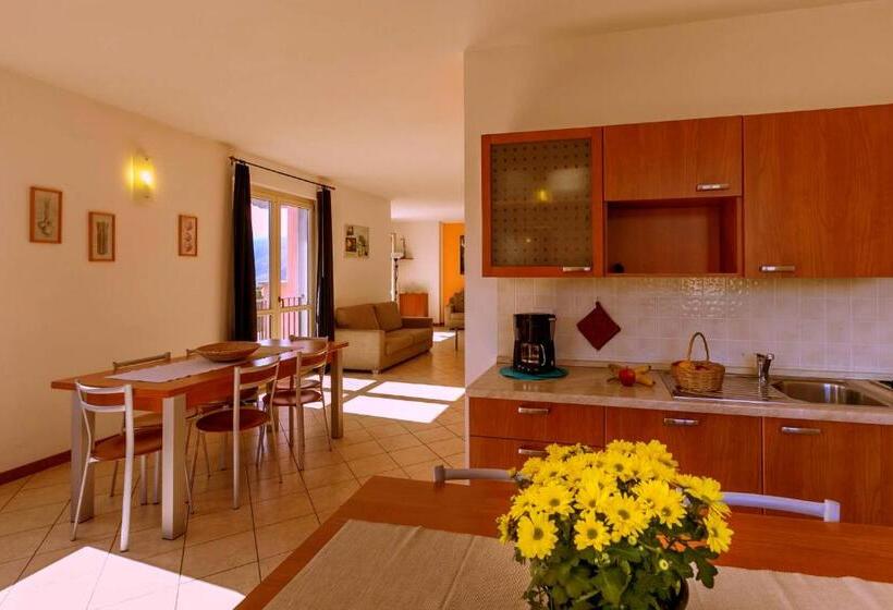 شقة 4 غرف, Residence La Collina