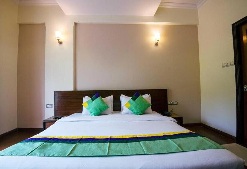 اتاق سوپریور, Treebo Reveniir Resort