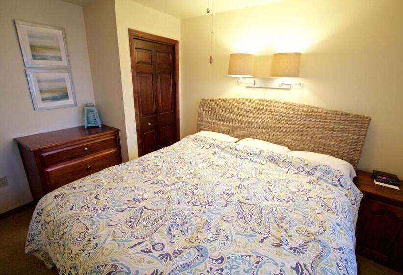 Люкс Кровать Кинг, Baileys Harbor Yacht Club Resort