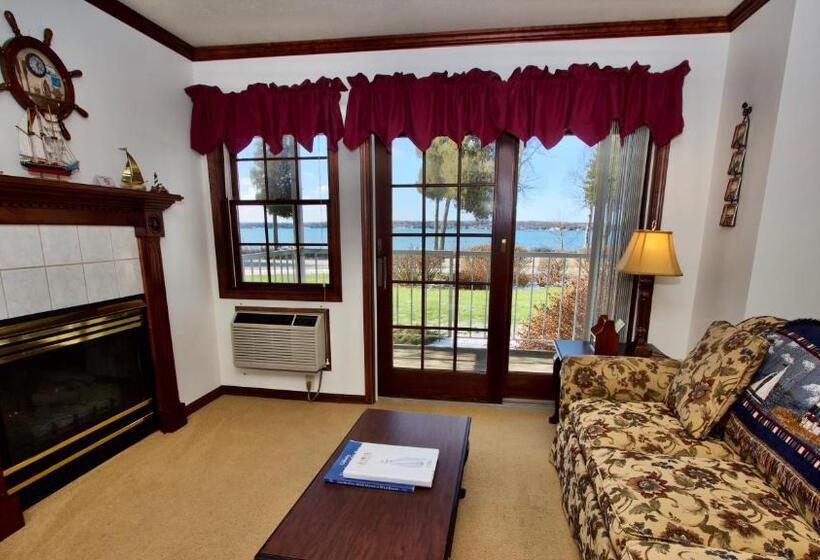 Люкс Кровать Кинг, Baileys Harbor Yacht Club Resort