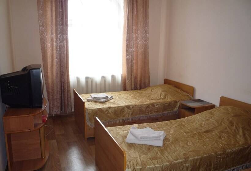 经济房, Gostiny Dvor Hotel   Hostel