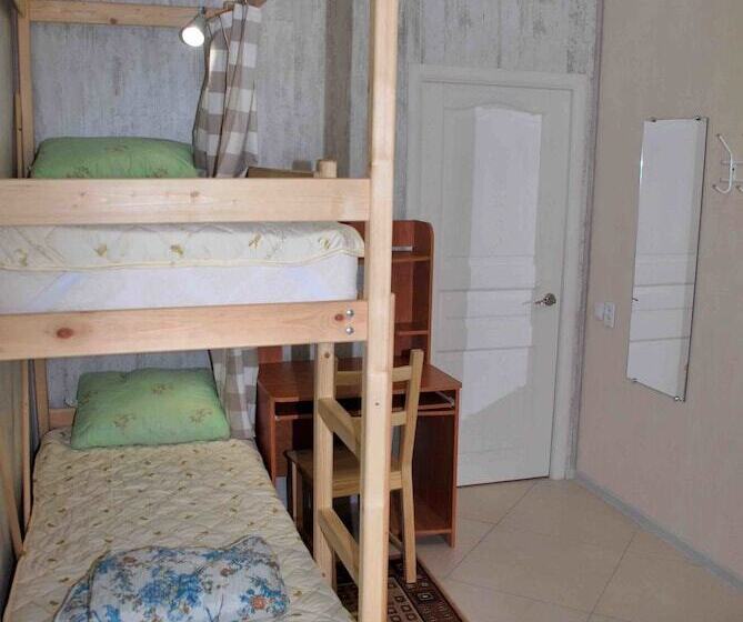 家庭间, Hostel Na Gurtyeva