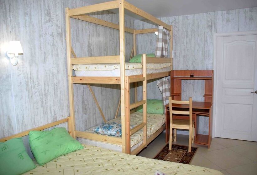 家庭间, Hostel Na Gurtyeva
