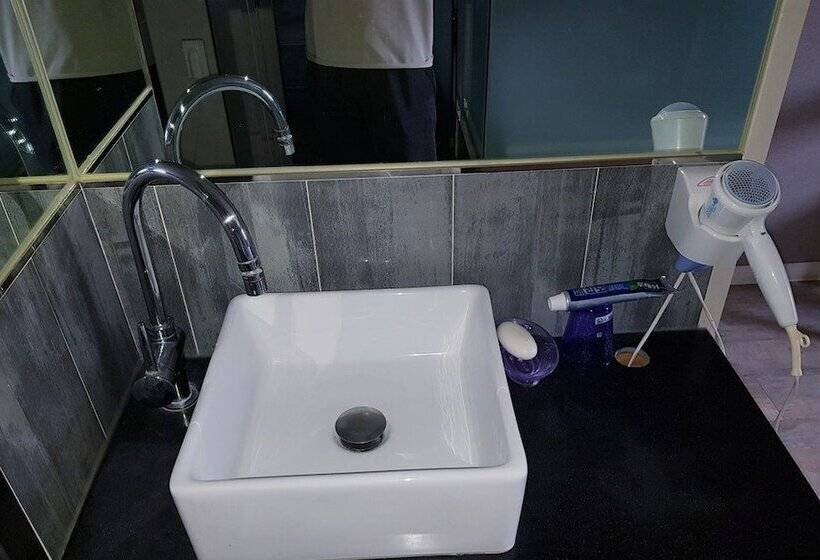 豪华房间, Cube