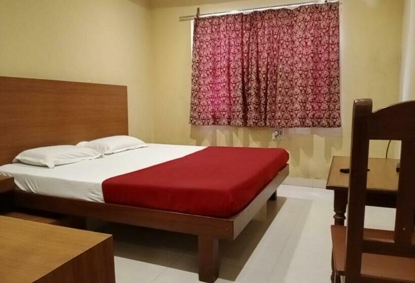 اتاق اکونومی, Soorya International