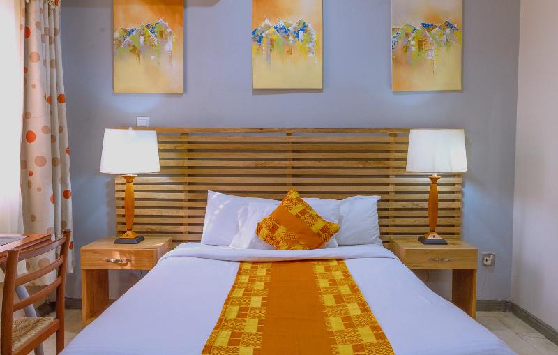 Номер Стандарт Индивидуальный, Central Hotel   Osu