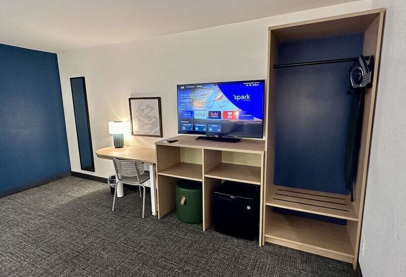 Standardzimmer 2 Doppelbetten, Spark By Hilton Fort Wayne