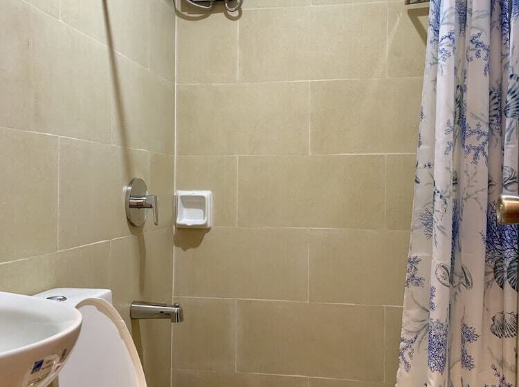 Номер Стандарт Индивидуальный, Davao Persimmon Suites