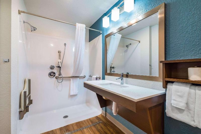 Номер Стандарт Адаптированный для Инвалидов, Woodspring Suites Davenport Fl