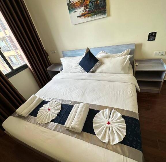 Номер Deluxe Кровать Кинг, City Comfort Airport Hotel Phnom Penh