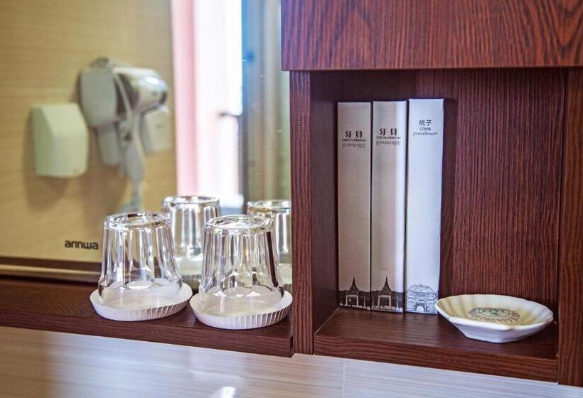 Номер Deluxe, City Comfort Airport Hotel Phnom Penh