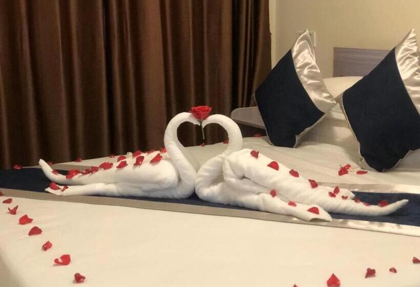 Семейные Апартаменты 3 Спальни, City Comfort Airport Hotel Phnom Penh