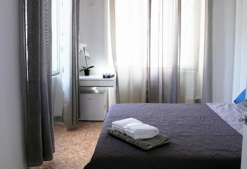 Номер Стандарт, B & B Raffaello