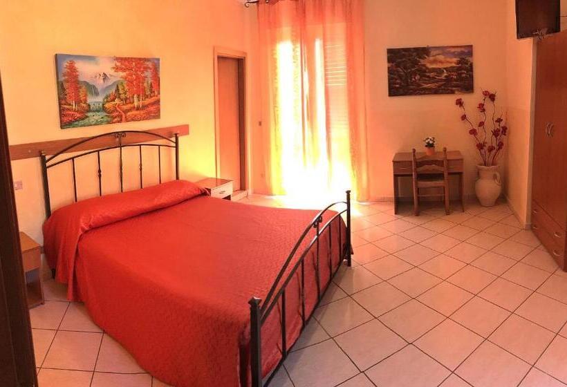 Номер Стандарт Вид на Горы, B&b Da Felice