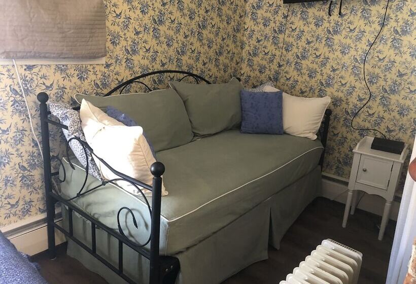 스탠다드 룸, Brook Farm Inn