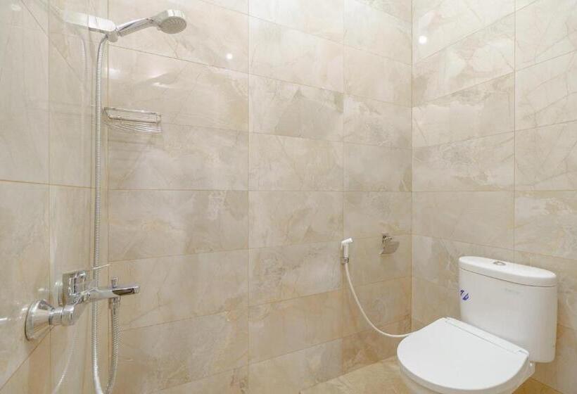Номер Стандарт, Reddoorz Near Taman Makam Pahlawan Cikutra