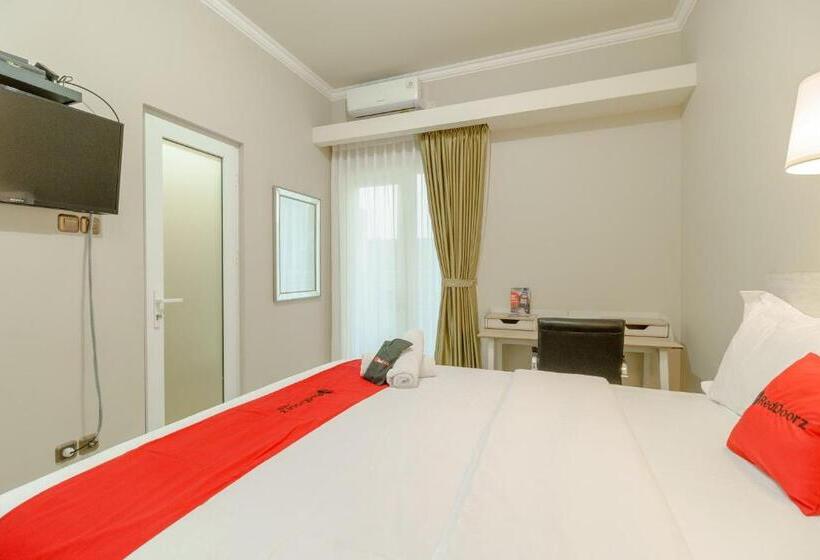 スタンダードルーム, Reddoorz Near Taman Makam Pahlawan Cikutra